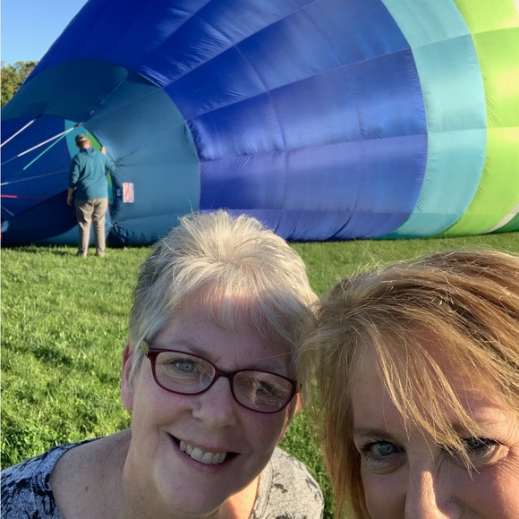 Meet your Posher, Sharen - Picture 2 of 15